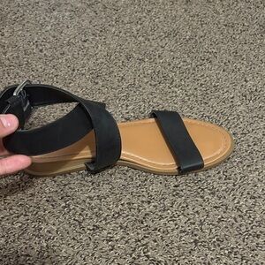 Maurices Black and Tan Women's Sandals